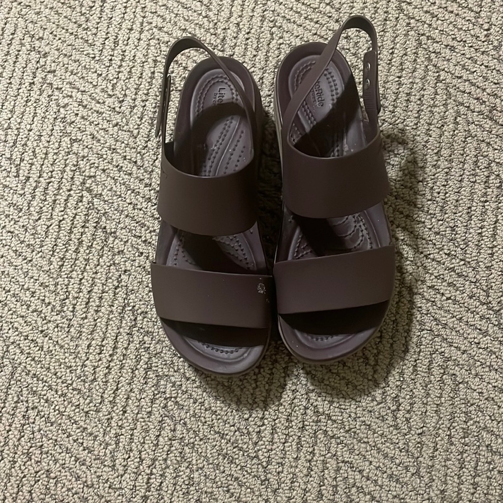 Crocs Brooklyn Low Women's Wedge Sandal